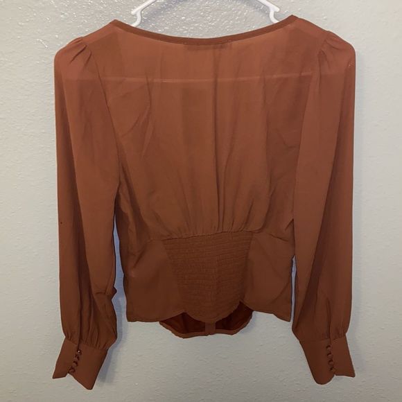 Abercrombie & Fitch button front puff sleeve blouse NWT - Picture 2 of 3